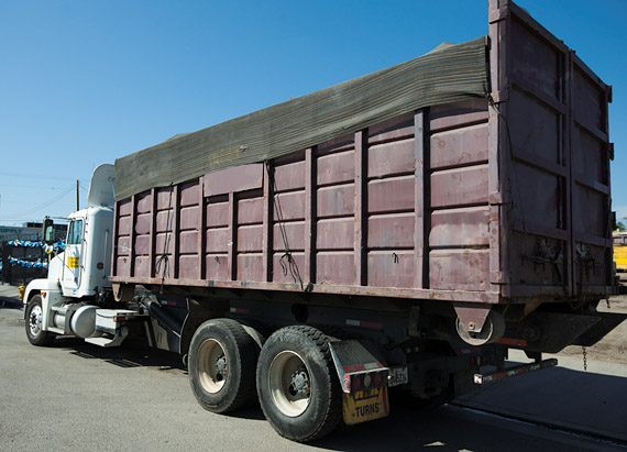 40 yard roll off trash container